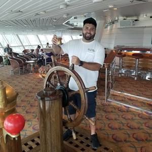 Meet your Posher, Roberto